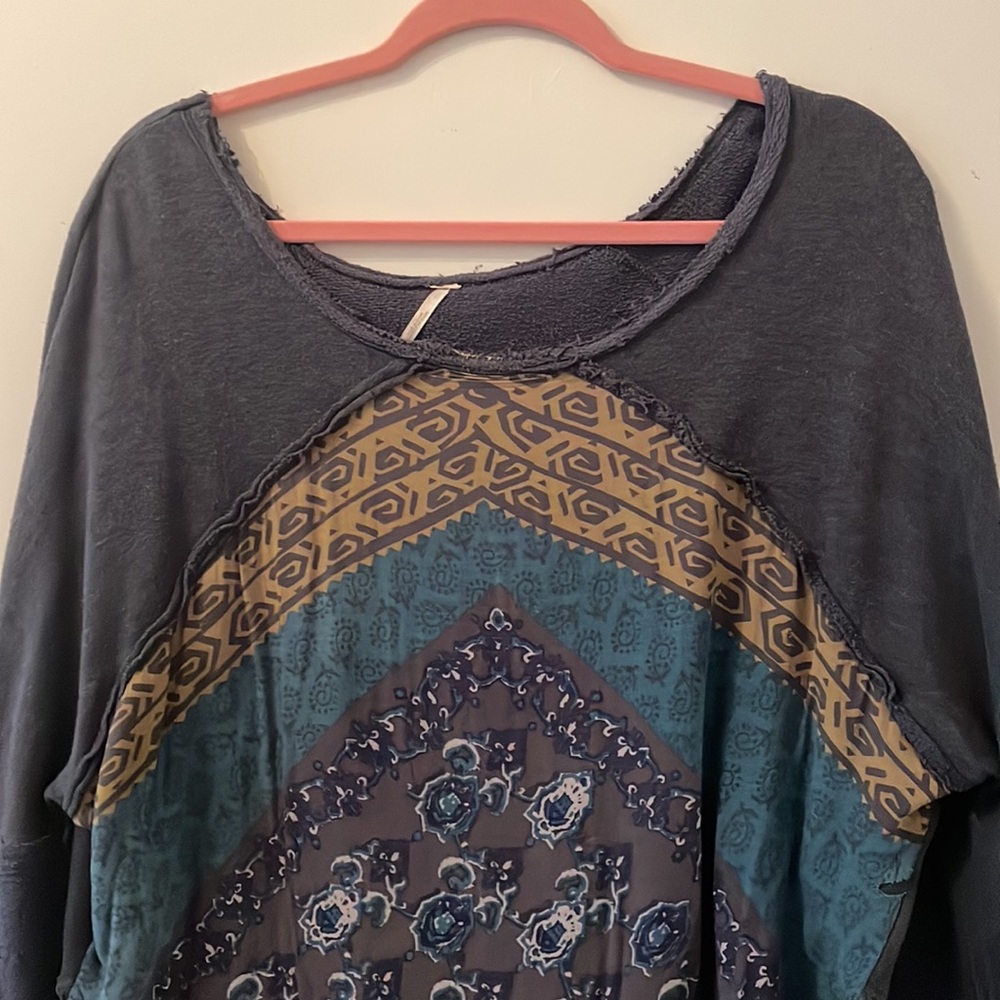 Free People Top - Picture 2 of 3
